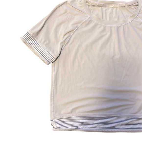 Lululemon Crop Top XS/S - Picture 2 of 11